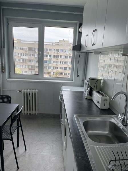 Militari, Uverturii,