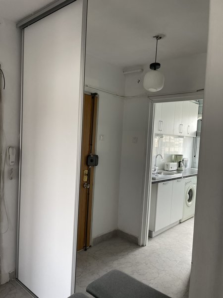 Militari, Uverturii,