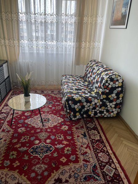 Militari, Uverturii,