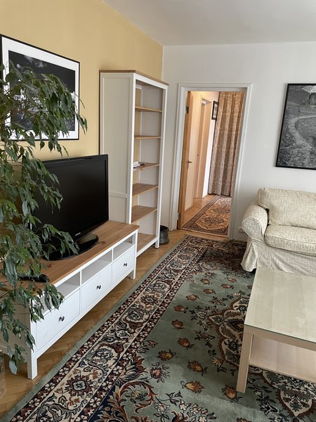 Militari, Uverturii,